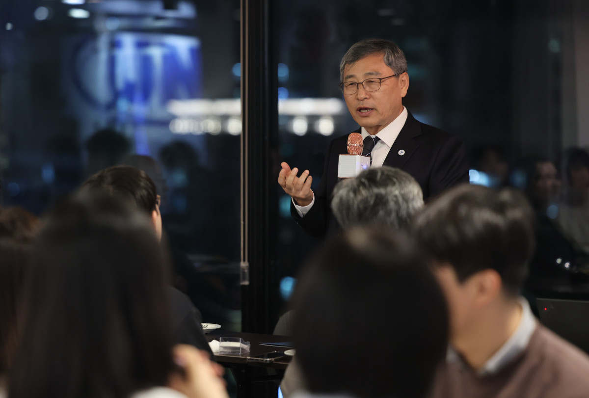 ▲ 정근식 서울시교육감이 23일 서울 종로구 모처에서 진행된 취임 1주년 간담회에서 발언하고 있다.  (사진 제공 = 서울시교육청)