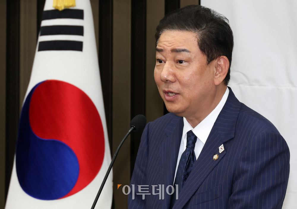 ▲김병기 더불어민주당 원내대표가 26일 서울 여의도 국회에서 열린 의원총회에서 발언을 하고 있다. 고이란 기자 photoeran@