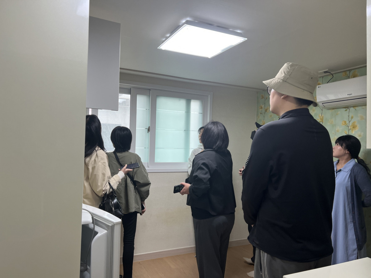 ▲청년들이 임장 체험을 하고 있는 모습 (영등포구청)