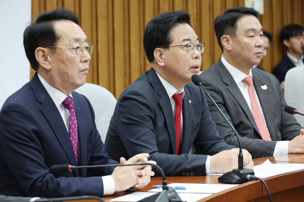 ▲국민의힘 송언석 원내대표가 28일 서울 여의도 국회에서 열린 국정감사 대책회의에서 발언하고 있다. 2025.10.28 (연합뉴스)