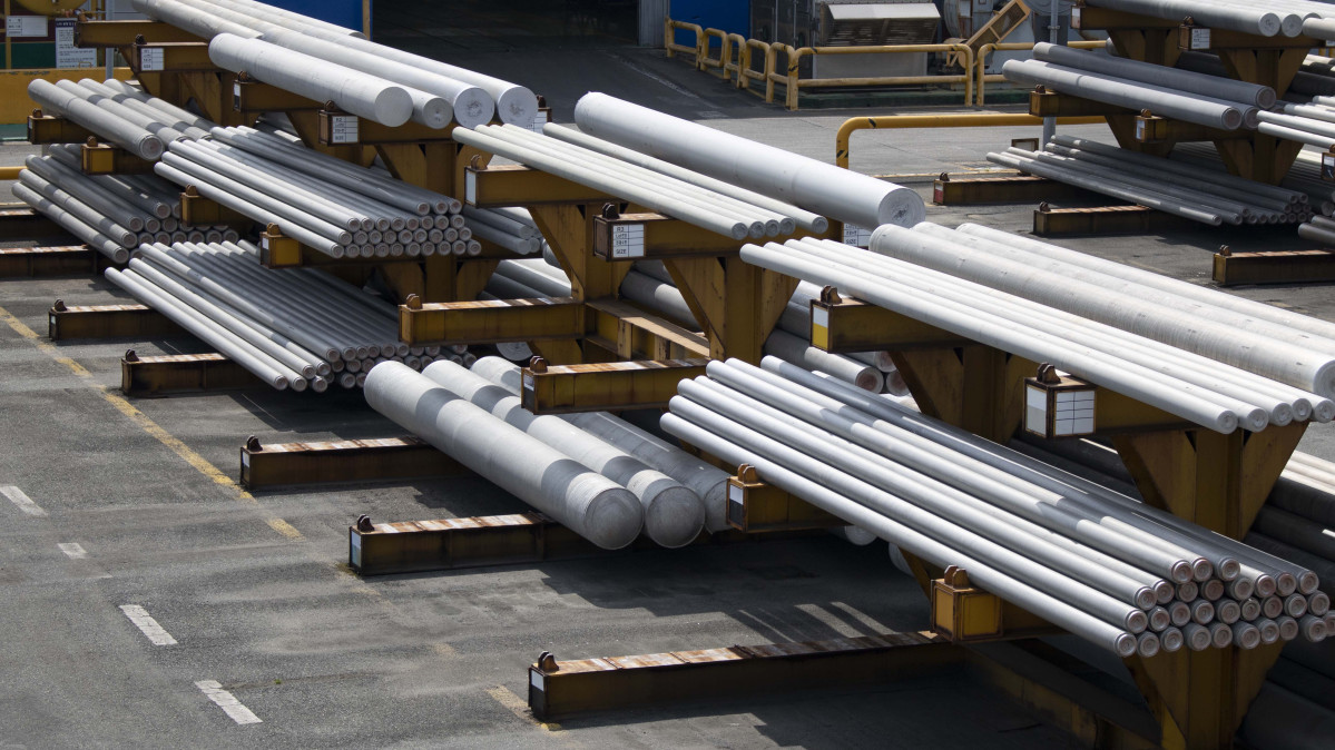 ▲세아항공방산소재의 고강도 알루미늄 소재가 야적장에 적재돼 있는 모습. (사진제공=세아홀딩스)