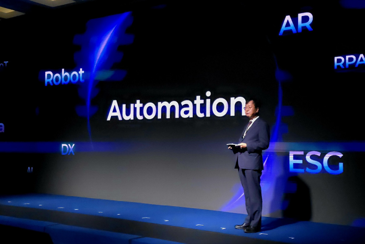 ▲최성안 삼성중공업 대표이사(부회장)가 29일 삼성거제호텔에서 열린 'Auto2Vision' 행사에서 설계·생산자동화 비전을 설명하고 있다. (사진= 삼성중공업)