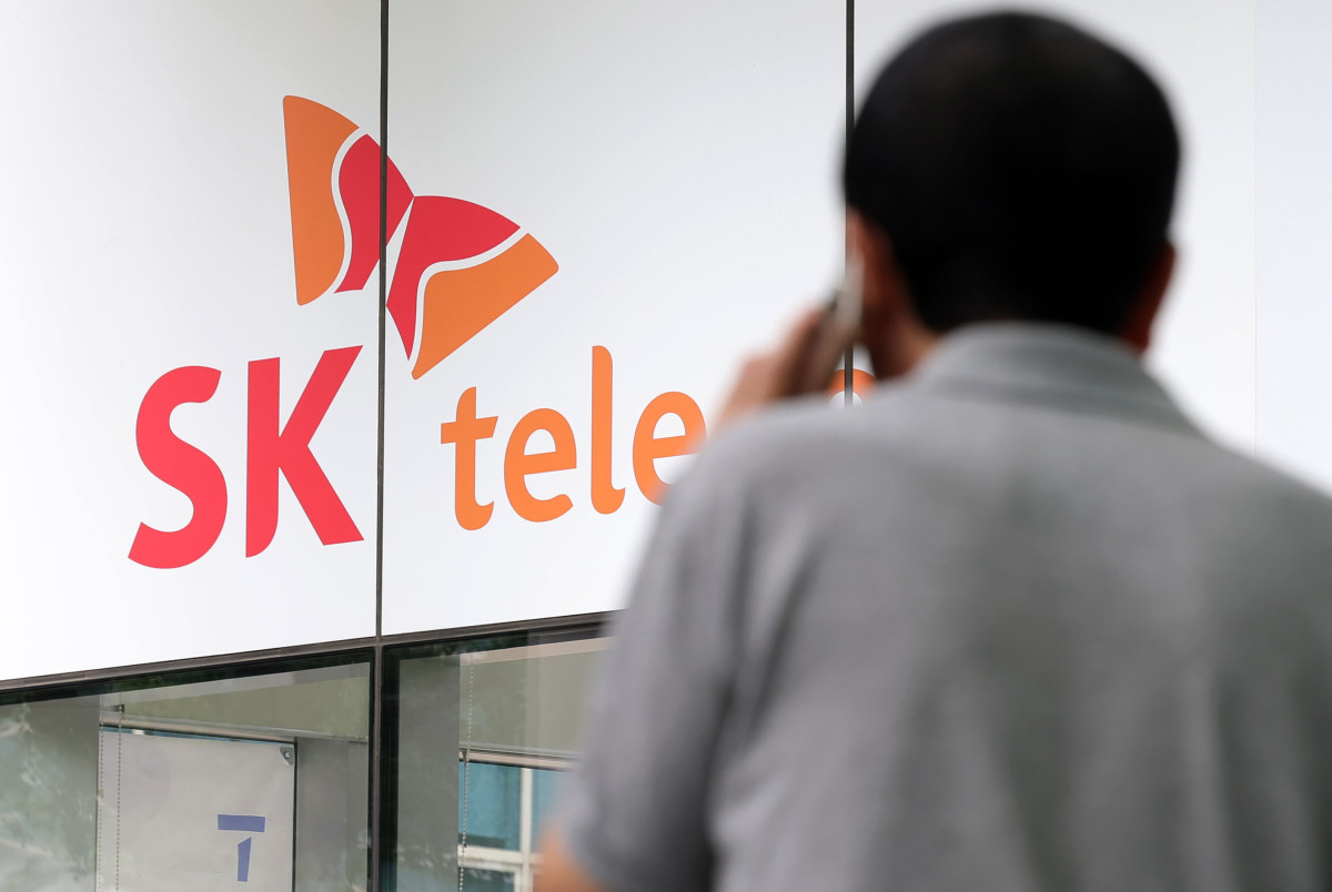 ▲SK텔레콤 유심 해킹 사태 관련 민관합동조사단이 조사 결과를 발표한 7월 4일 서울 종로구 SK텔레콤 대리점 모습. (뉴시스)