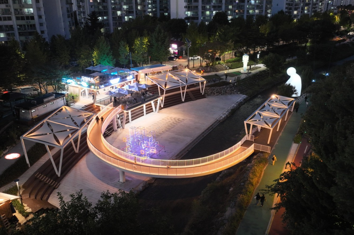 ▲서울시는 노원구 상계동  일대에 수변문화쉼터 ‘당현마루’를 조성했다.  (사진제공=서울시)