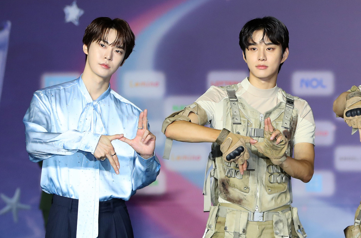 ▲그룹 NCT 127 도영(왼쪽), 정우. (뉴시스)