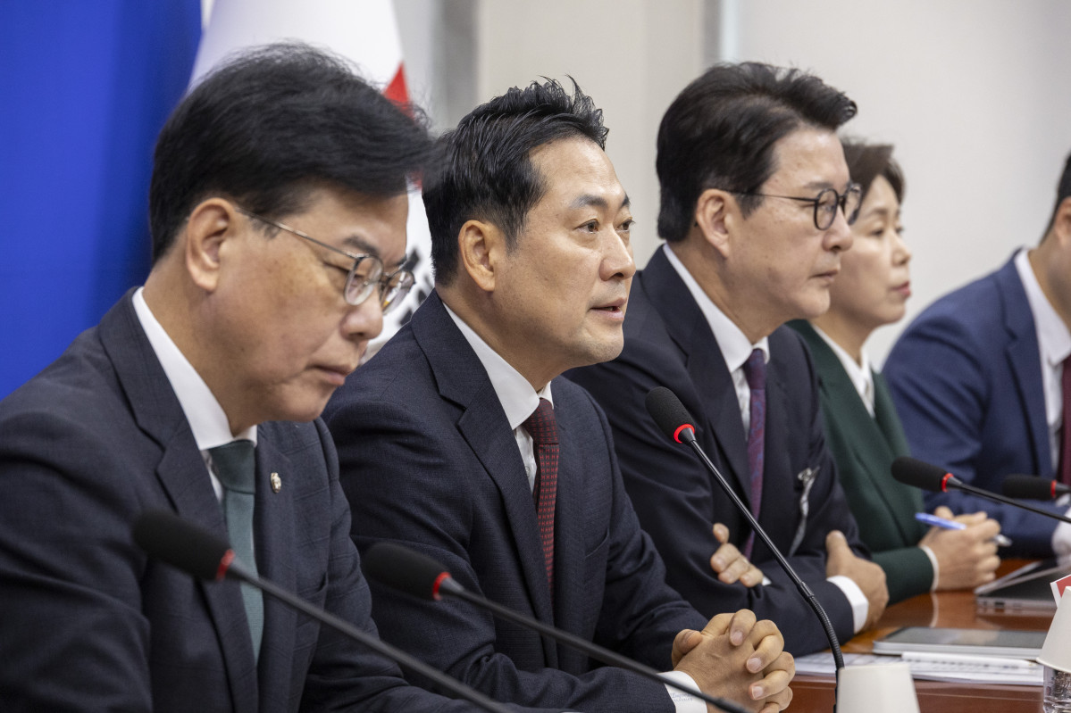 ▲국민의힘 장동혁 대표가 30일 국회에서 열린 최고위원회의에서 한미 관세협상 합의와 관련한 발언하고 있다. 2025.10.30 (연합뉴스)