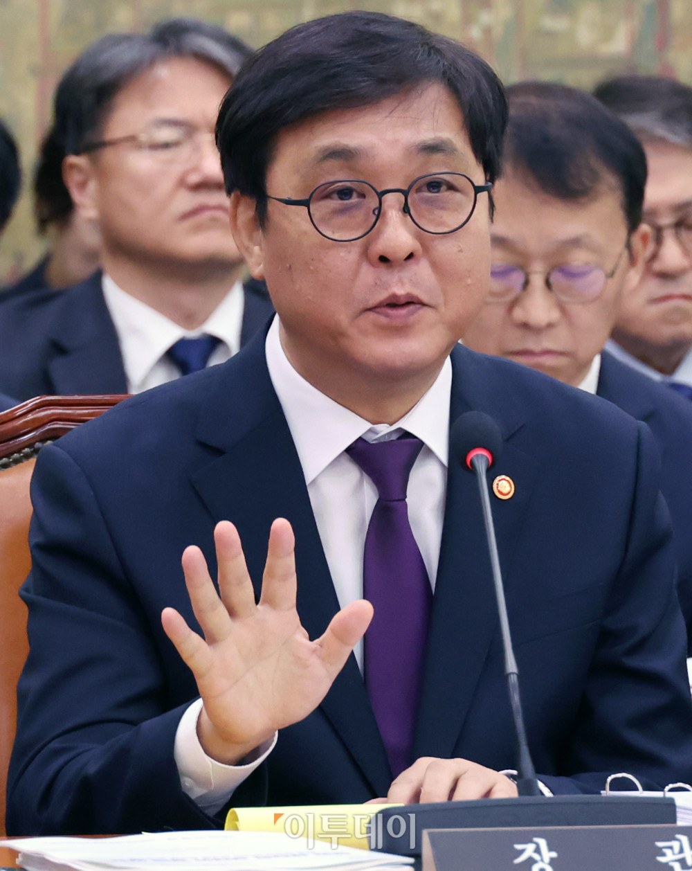 ▲최휘영 문화체육관광부 장관이 29일 서울 여의도 국회 문화체육관광위원회에서 열린 종합감사에서 의원 질의에 답하고 있다. 고이란 기자 photoeran@ (이투데이DB)