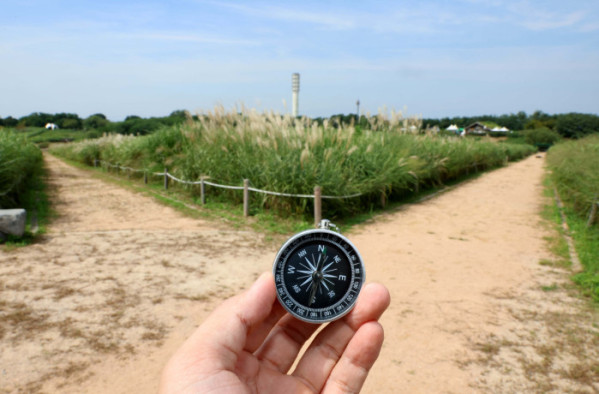 ▲‘도약하거나, 넘어지거나’ 2040년 경제강국을 향한 선택의 기로, 이투데이가 독자 여러분을 바른 방향으로 안내하겠습니다. 신태현 기자 holjjak@