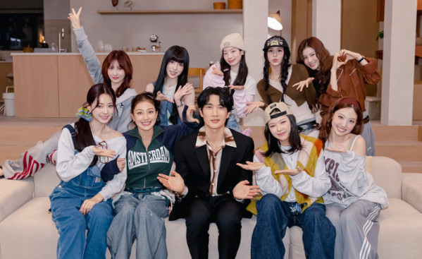 ▲트와이스 'ME+YOU' 비하인드(사진제공=JYP엔터테인먼트)