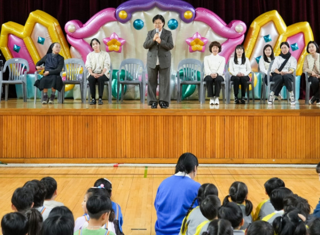 ▲이순희 강북구청장이 작년에 열린 ‘2024 꿈나무 큰잔치’에서 인사말을 전하고 있다. (사진제공=강북구)