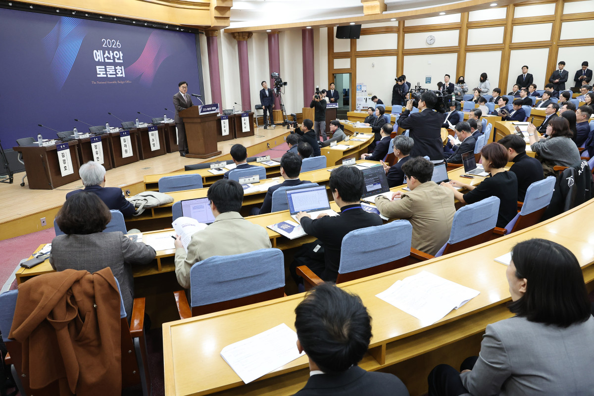 ▲3일 서울 여의도 국회 의원회관에서 열린 2026년도 예산안 토론회에서 우원식 국회의장이 격려사하고 있다. (연합뉴스)