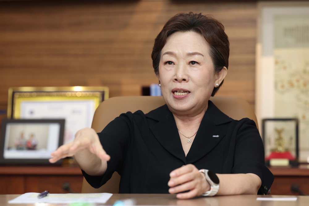 ▲민병주 한국산업기술진흥원 원장이 4일 서울 강남구 한국산업기술진흥원에서 이투데이와 인터뷰를 갖고 있다. 신태현 기자 holjjak@ (이투데이DB)