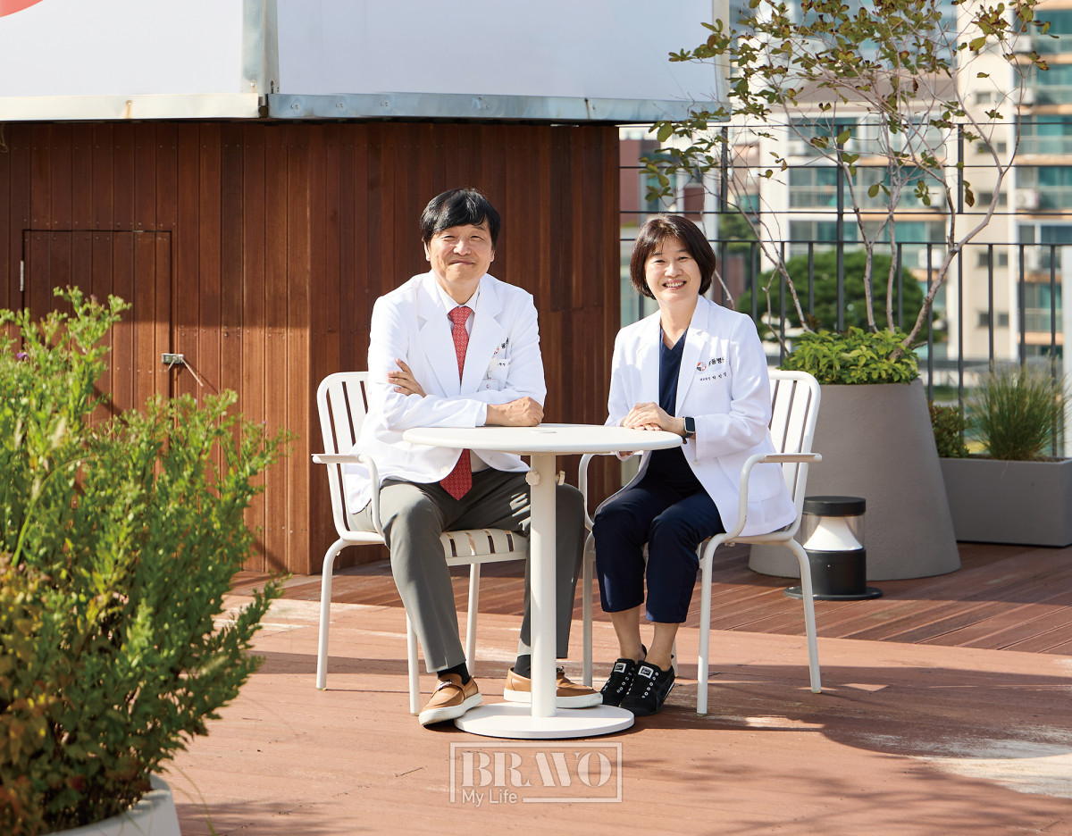 ▲광동병원 조상헌 병원장(왼쪽)과 박민정 대표원장 겸 글로벌검진센터장. 성민하 프리랜서 s-mean@naver.com