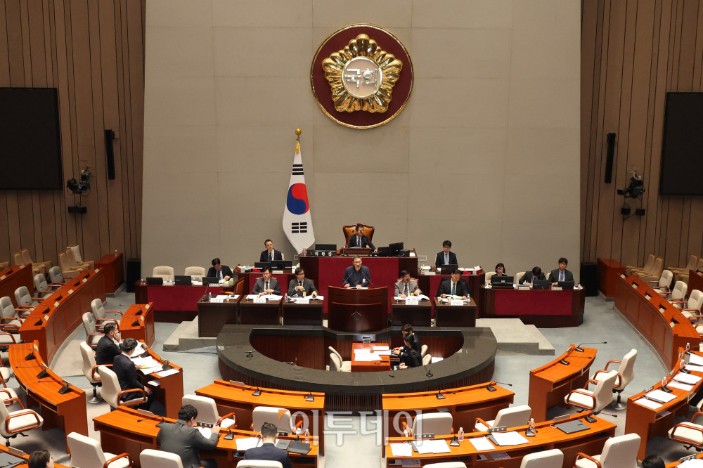 ▲5일 서울 여의도 국회 예산결산특별위원회에서 열린 2026년도 예산안 및 기금운용계획안에 대한 공청회에서 조영철 한신대 경제금융학 외래교수가 발언하고 있다. 고이란 기자 photoeran@