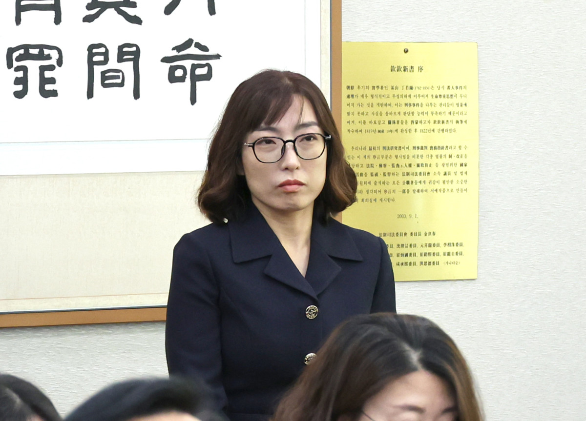 ▲안미현 서울중앙지검 검사가 27일 서울 여의도 국회에서 열린 법제사법위원회의 대검찰청에 대한 국정감사에서 출석 인사를 하고 있다. (뉴시스)