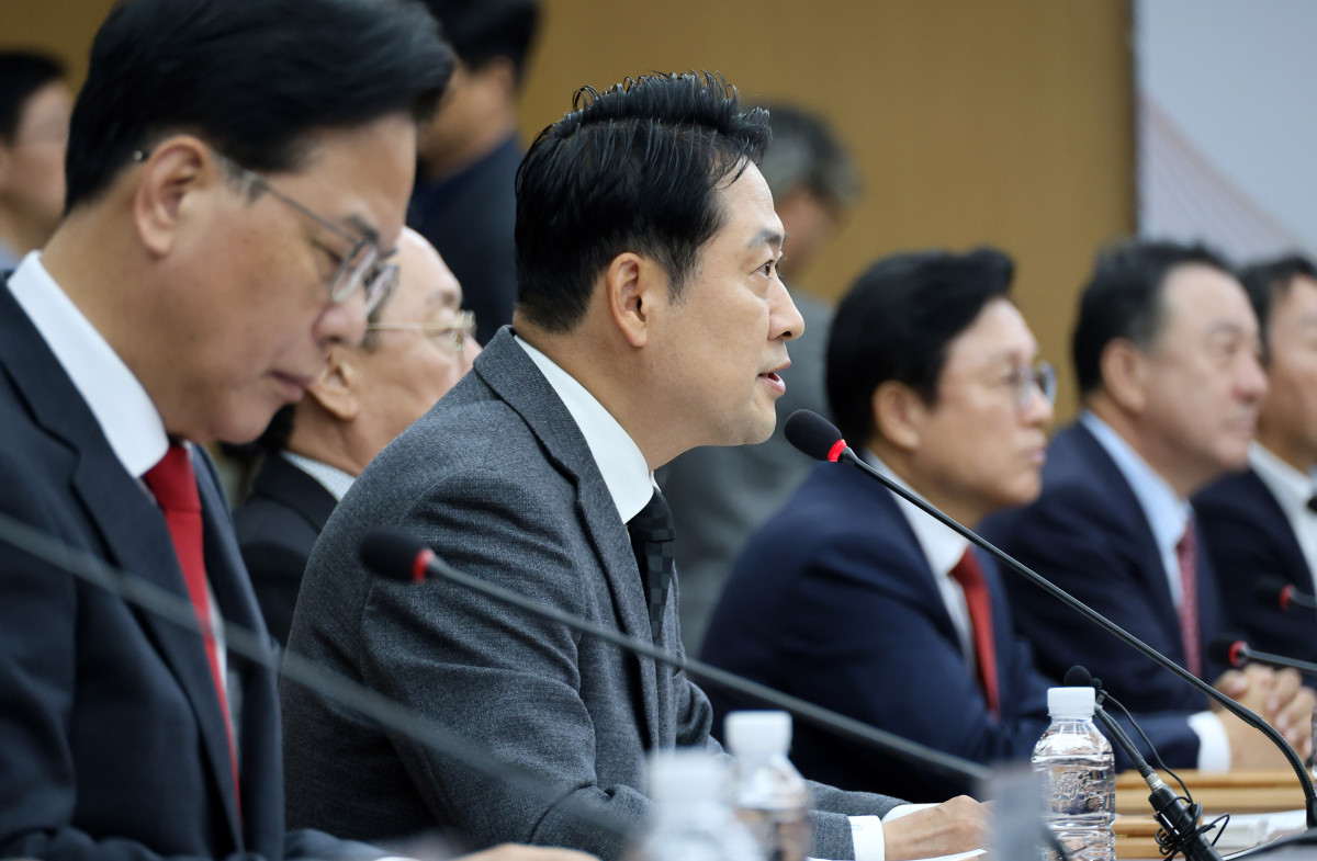 ▲국민의힘 장동혁 대표가 5일 오전 대전시 서구 둔산동 대전시청에서 열린 국민의힘 충청권 지역민생 예산정책협의회에 참석해 발언하고 있다. 2025.11.5 (연합뉴스)