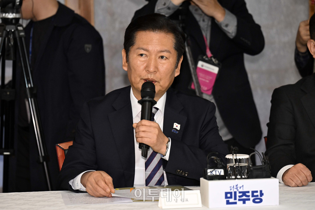 ▲정청래 더불어민주당 대표가 9일 서울 종로구 국무총리공관에서 열린 고위당정협의회에서 발언하고 있다. 조현호 기자 hyunho@