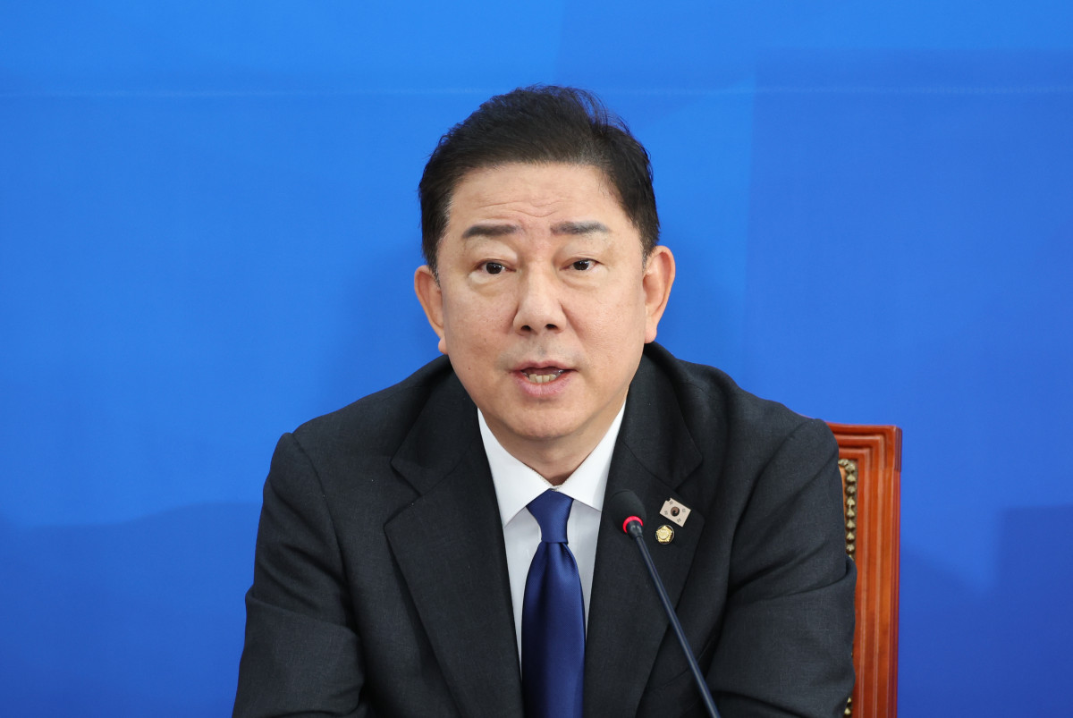 ▲김병기 더불어민주당 원내대표가 9일 오전 서울 여의도 국회에서 열린 국정감사 종합평가 및 11월 국회 운영 관련 기자간담회에서 발언을 하고 있다. (사진=뉴시스)