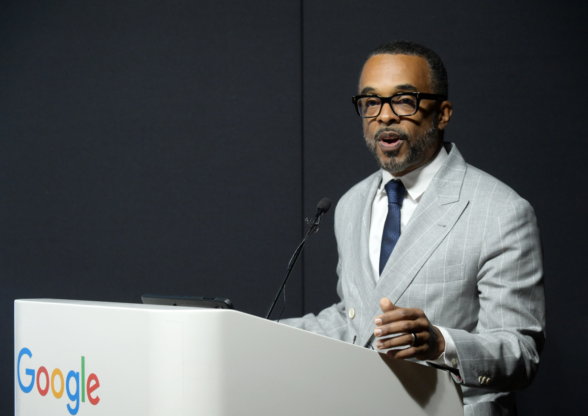 ▲크리스 터너 구글 대외협력 정책 지식 및 정보 부문 부사장이 9월 9일 열린 기자간담회에서 발표를 진행하고 있다. (사진제공=구글)