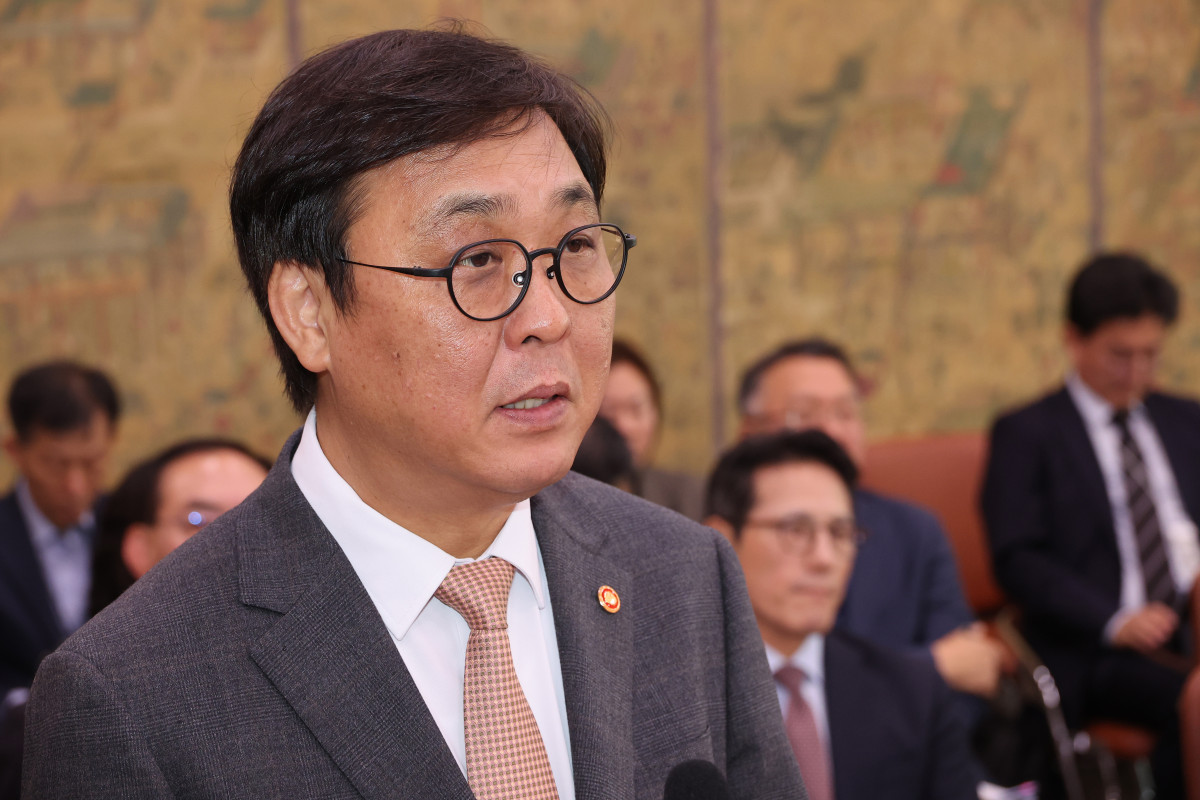 ▲최휘영 문화체육관광부 장관이 11일 서울 여의도 국회에서 열린 문화체육관광위원회 전체회의에서 2026년도 예산안 관련 제안설명을 하고 있다 (연합뉴스)