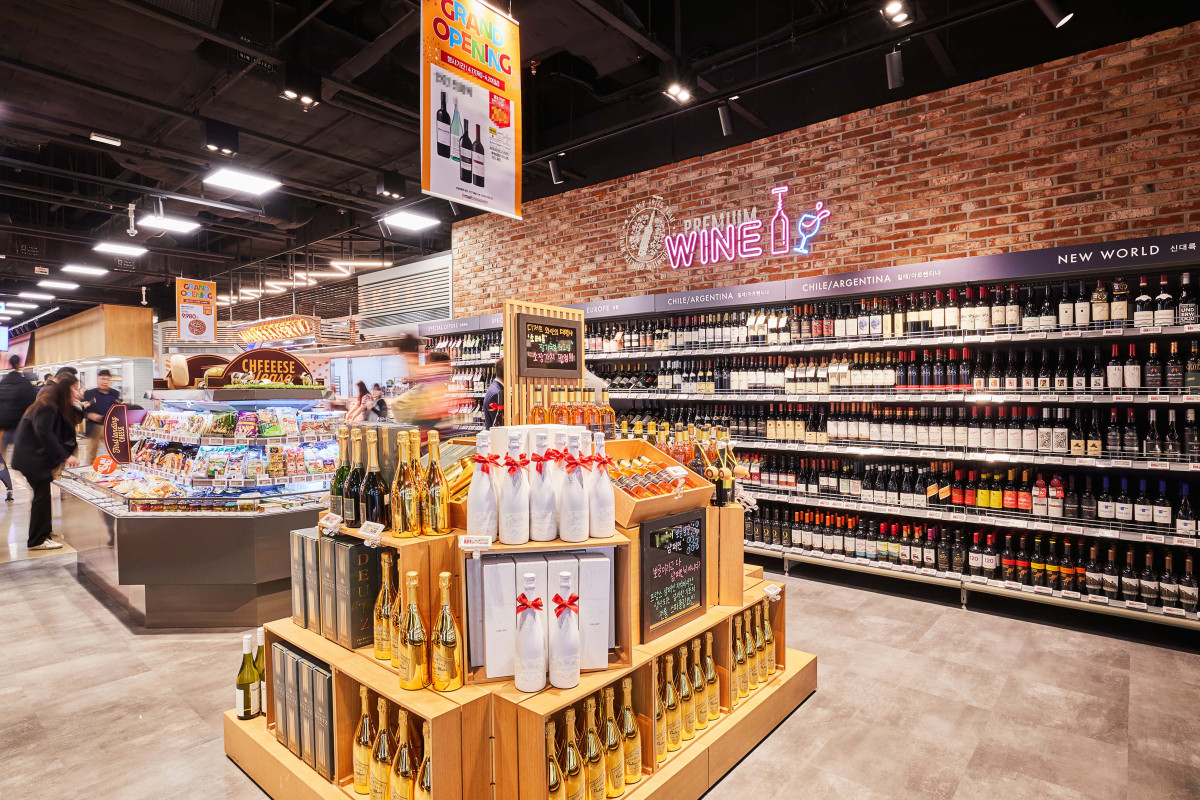 ▲이마트 푸드마켓 고덕점 와인코너 (사진제공=이마트)