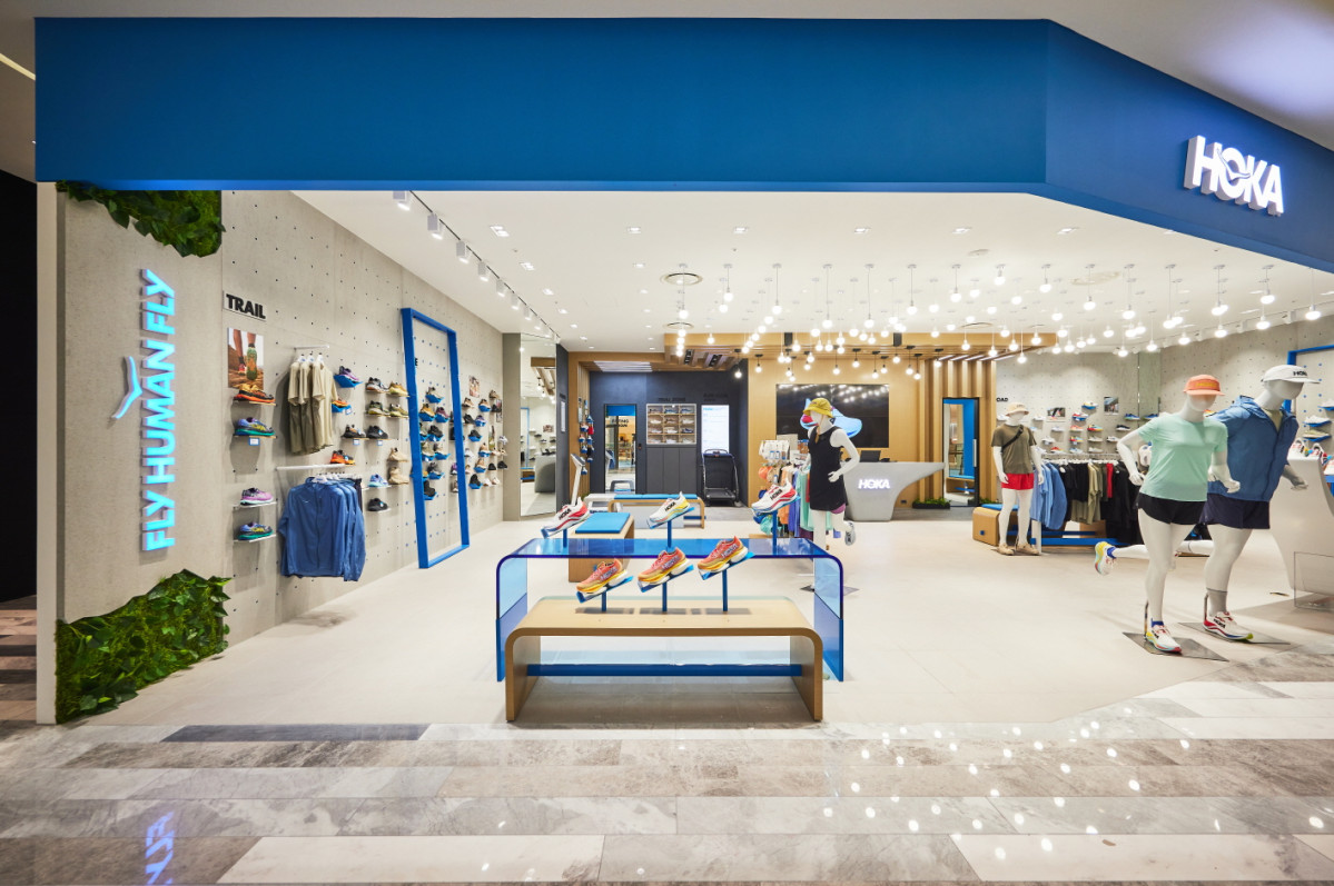 ▲호카 매장 전경.  (출처=조이웍스앤코)