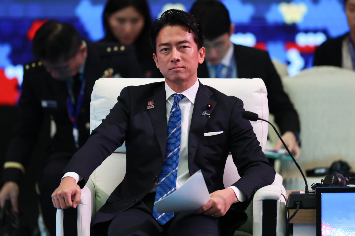 ▲고이즈미 신지로 일본 방위상. (AP연합뉴스)