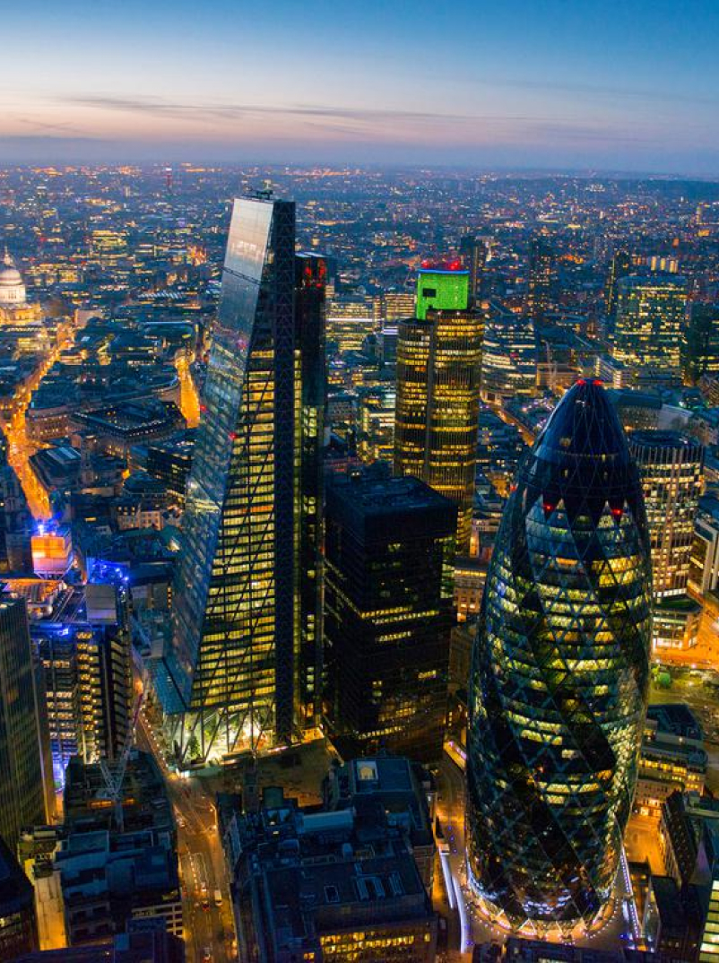 ▲영국 런던의 세계문화유산인 '런던타워'에서 약 600m 떨어진 곳에 위치한 '리든홀빌딩' 모습 (출처=리든홀빌딩 공식홈페이지)