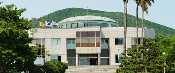 ▲제주도감사위원회는 5월 12~20일까지 9일간 도내 지방공공기관을 대상으로 채용실태 전반에 대한 특정감사를 실시햇다. (사진제공=제주도감사위)