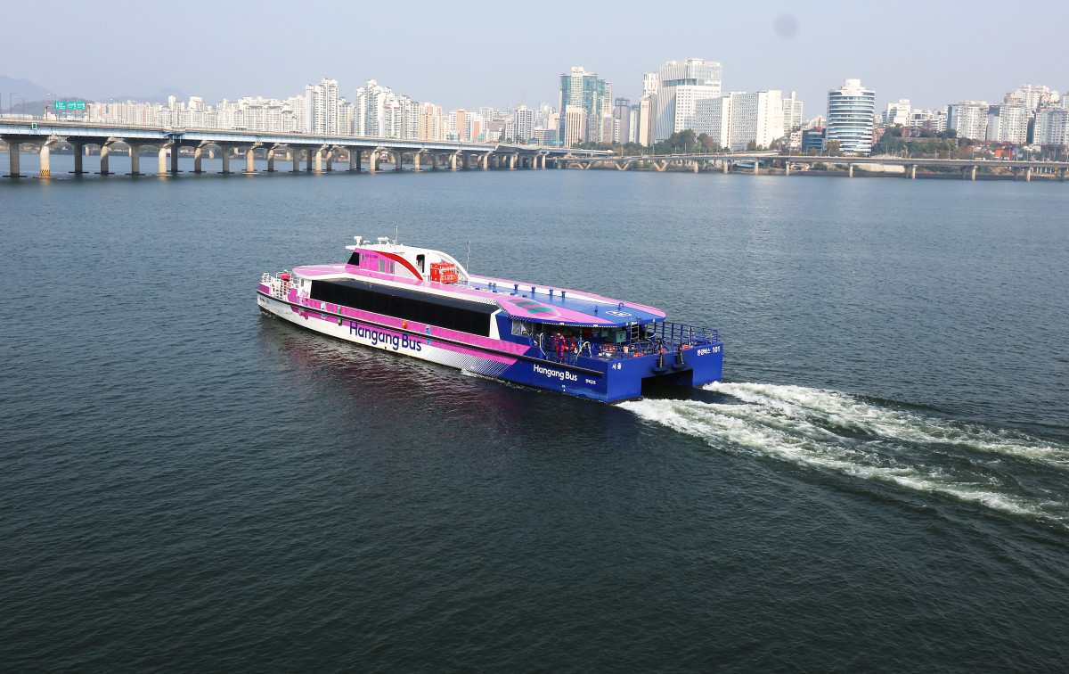 ▲ 마곡으로 향하는 한강버스. (연합뉴스)