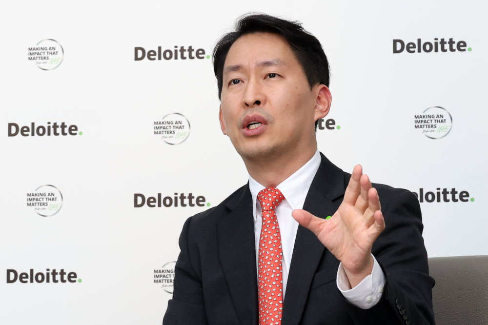 ▲안종식 딜로이트안진 상무가 4일 서울 여의도 서울국제금융센터 One IFC 빌딩에 위치한 사무실에서 이투데이와 인터뷰를 하고 있다. 고이란 기자 photoeran@ (이투데이DB)