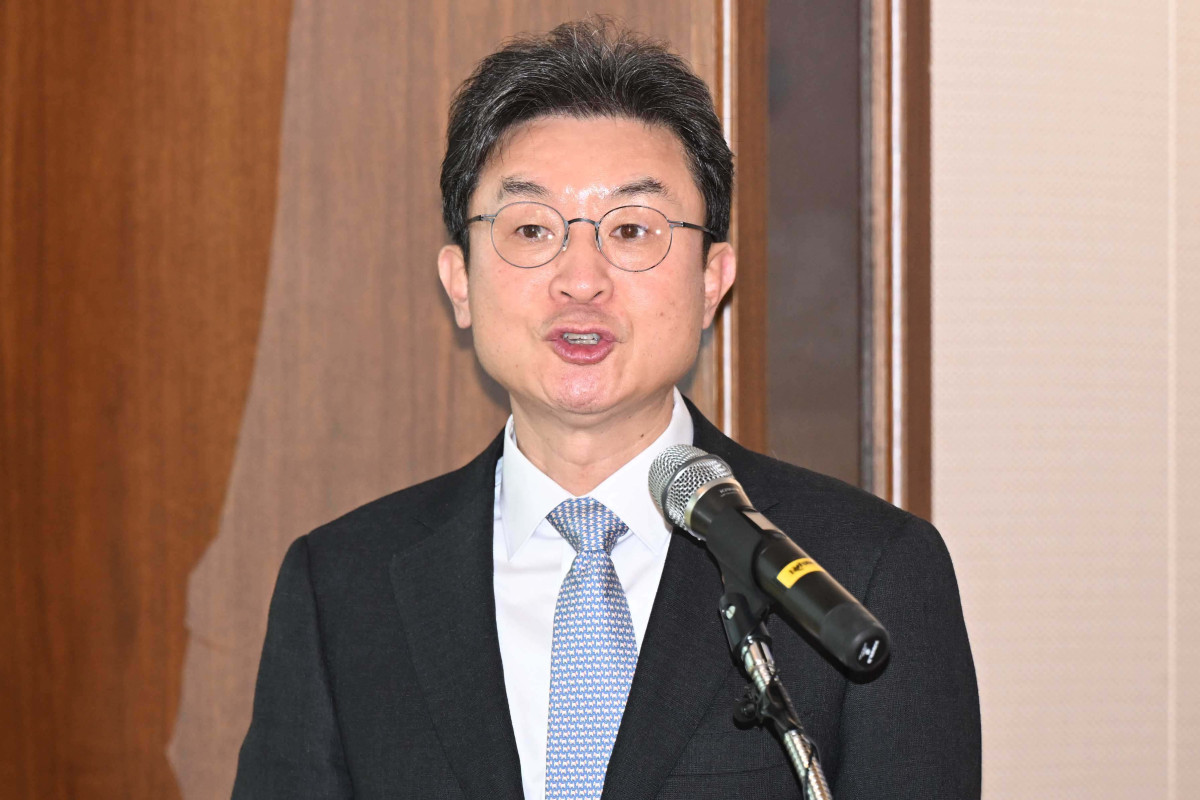 ▲이억원 금융위원장이 17일 서울 여의도 산업은행 별관에서 열린 '국민성장펀드의 성공을 위한 금융기관간 업무협약식'에서 인사말을 하고 있다. 신태현 기자 holjjak@