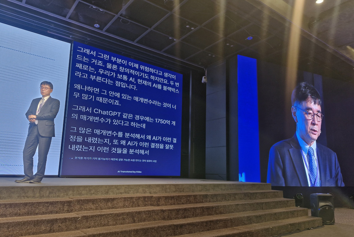 ▲맹 부총장은 기자들과의 인터뷰에서  “AI 시대 최후 경쟁력은 결국 인간성”이라며 “인간성과 기술이 결합된 융합형 인재만이 살아남을 것”이라고 강조했다. (손현경 기자)