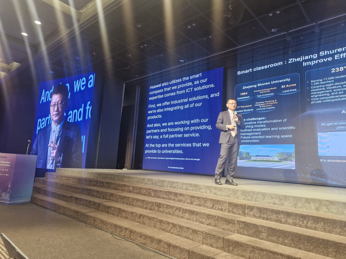 ▲19일 개최된 '제3회 태재미래교육포럼 2025'에서 특별강연을 맡은 리준펑 화웨이 부사장은 에이젠틱 AI가 촉발할 글로벌 교육 패러다임 변화를 더욱 구체적으로 짚어냈다. (손현경 기자)