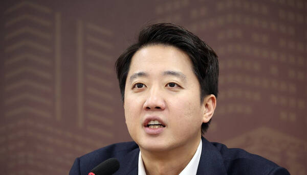 ▲개혁신당 이준석 대표가 17일 서울 여의도 국회에서 열린 최고위원회의에서 발언하고 있다.  (연합뉴스)