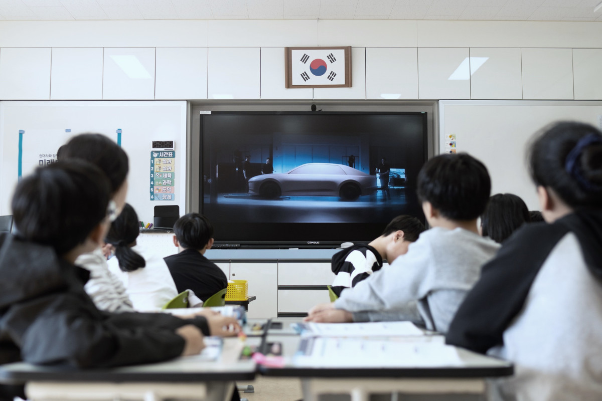 ▲전북 익산 여산초등학교 '미래모빌리티의 이해' 수업 모습 (사진=현대차)