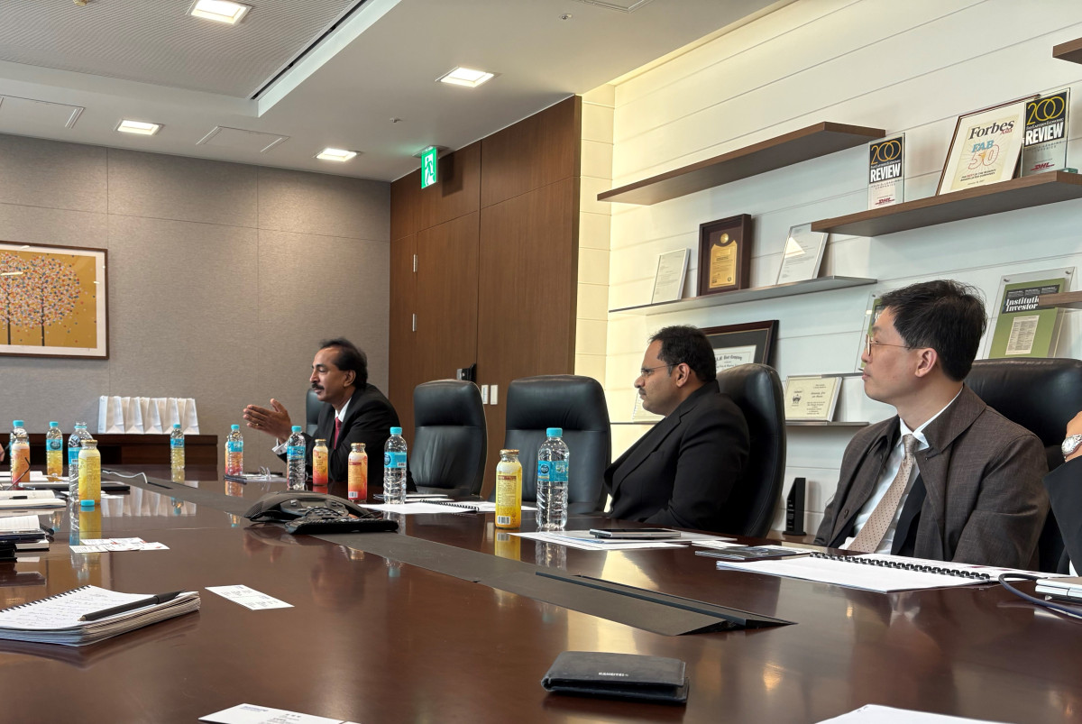 ▲비노드 필립(Vinod Philip) ICICI Lombard 국제비즈니스 그룹장. 사진 왼쪽에서 첫 번째 (출처=SK증권)