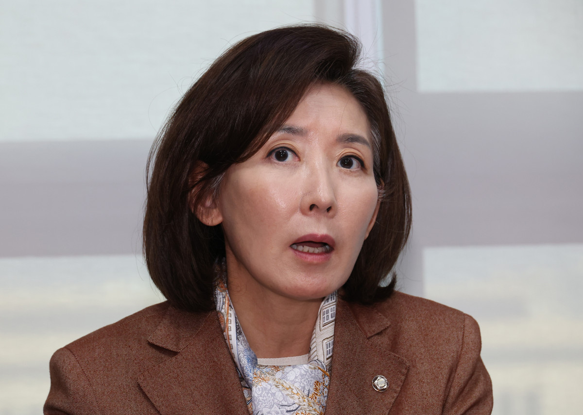 ▲국민의힘 나경원 의원이 20일 서울 여의도 국회 의원회관 자신의 의원실에서 '국회 패스트트랙 충돌' 1심 선고 관련 기자 간담회를 하고 있다. 2025.11.20 (연합뉴스)