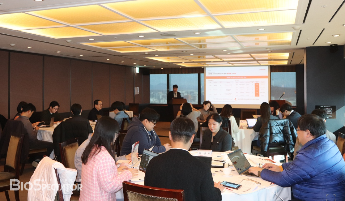 에임드바이오, 공모가 밴드상단 "1만1000원 확정"