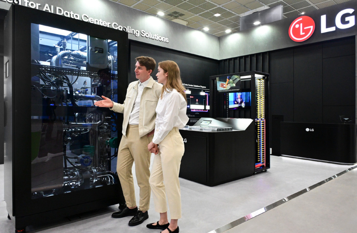 ▲LG의 냉난방공조(HVAC) 기술력을 토대로 공개한 데이터센터 열관리 설루션인 고효율 액체냉각 솔루션(CDU) (사진제공-LG)