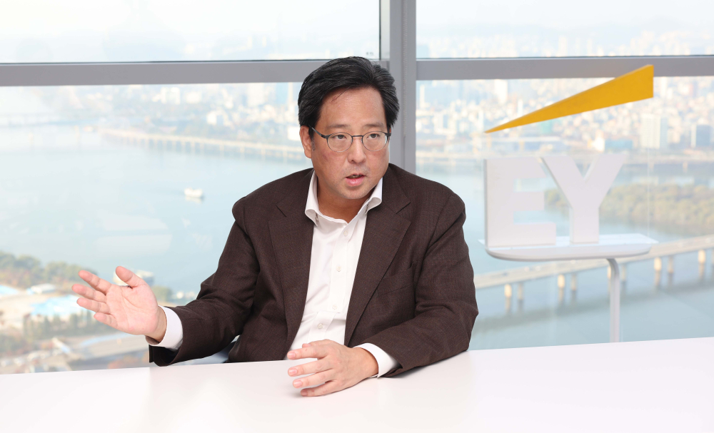 ▲길태민 EY한영 전무가 5일 서울 여의도 EY한영에서 이투데이와 인터뷰를 갖고 있다. 신태현 기자 holjjak@ (이투데이DB)