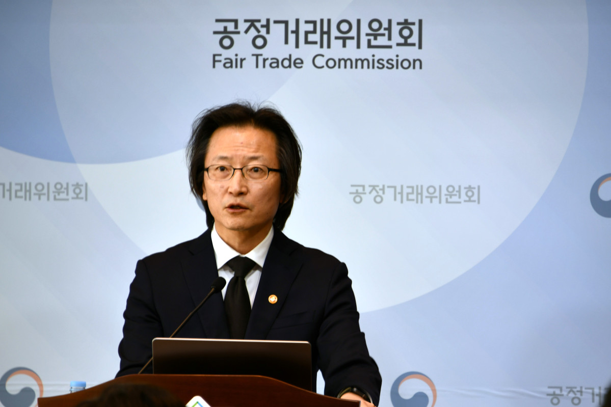 ▲주병기 공정거래위원회 위원장이 지난 21일 정부세종청사에서 기자간담회를 진행하고 있다.  (공정거래위원회)