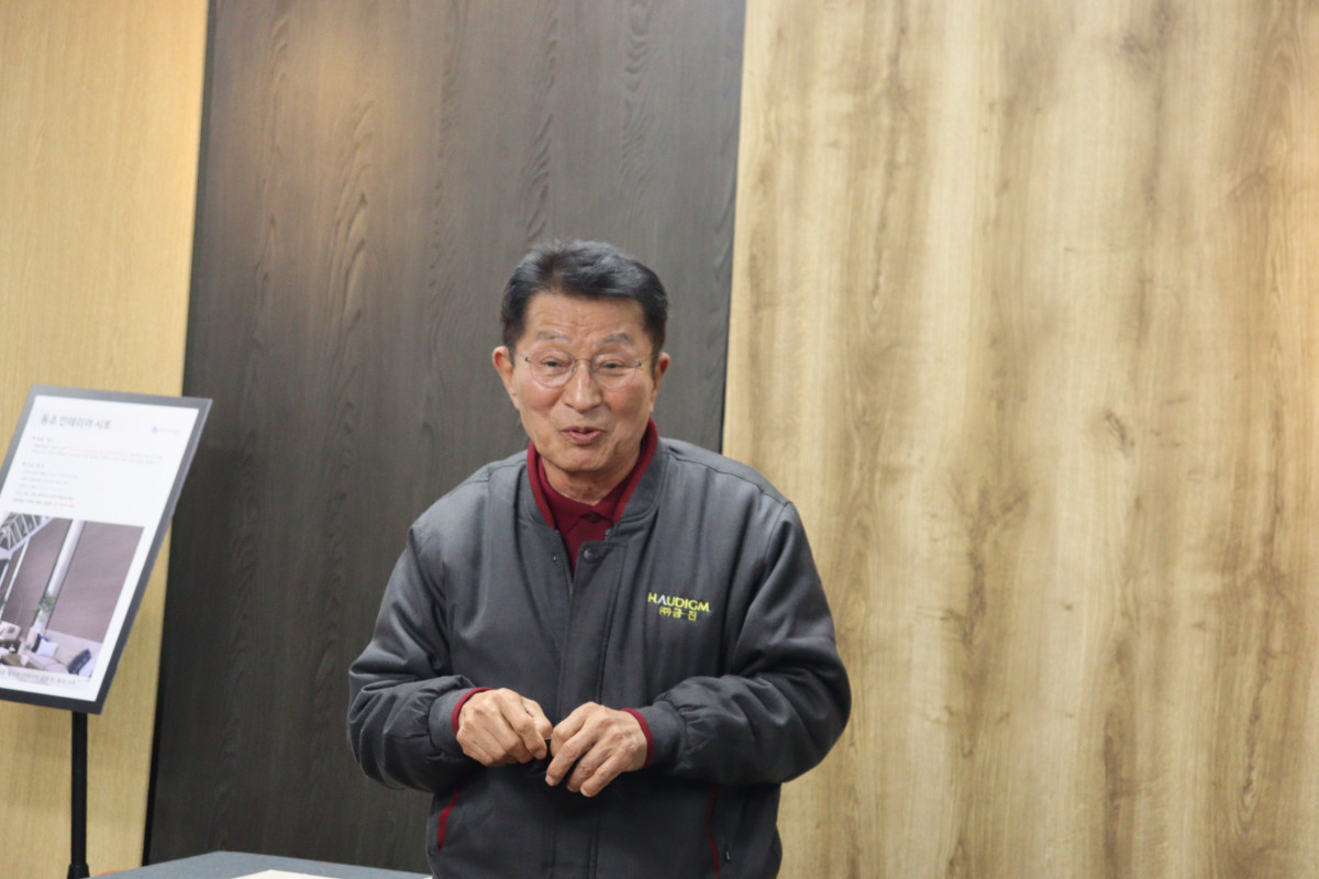 ▲김진현 금진 회장이 자사 제품에 대해 소개하고 있다. (사진제공=이노비즈협회)