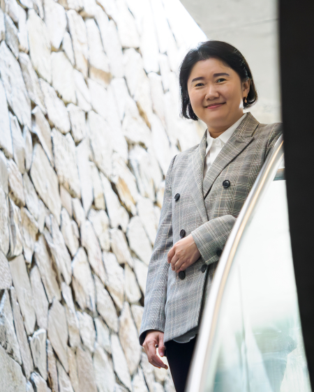 ▲제1회 글로벌 시니어 웰니스 컨퍼런스 개최한 이보람 써드에이지 대표.(이준호 기자)