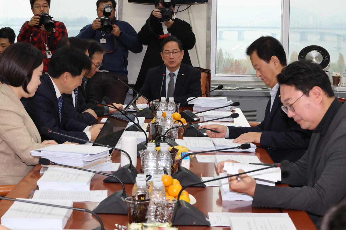 ▲24일 서울 여의도 국회 기획재정위원회에서 조세특례제안법 개정안 등 안건을 심사하기 위한 조세소위원회의가 열리고 있다. 2025.11.24 (연합뉴스)