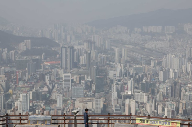 ▲부산 황령산 봉수대에서 바라본 도심. (뉴시스)