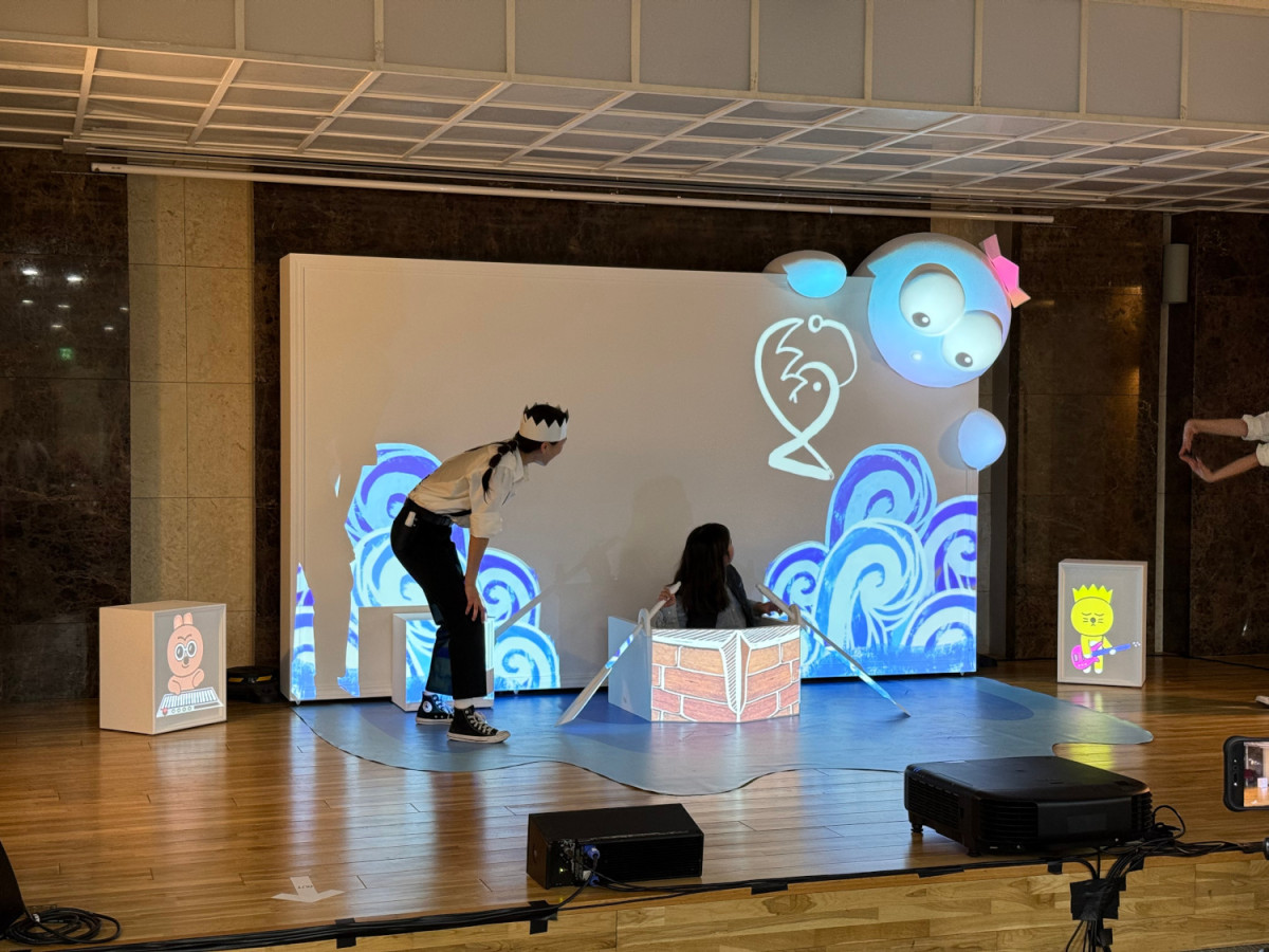 ▲다날이 경기콘텐츠진흥원 ‘상생 오픈이노베이션’ 사업의 일환으로 브러쉬씨어터와 가족 콘텐츠 관련 실증행사를 진행했다. (사진제공=다날)