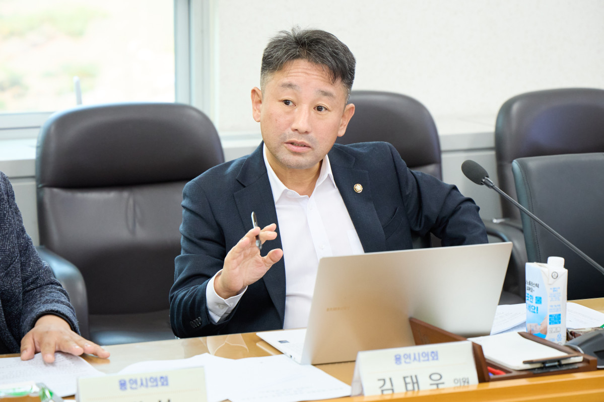 ▲김태우 용인특례시의회 의원이 조례안 취지를 설명하고 있다. (용인특례시의회)