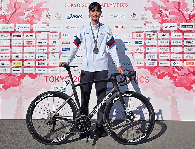 ▲고병욱 선수 도쿄 데플림픽 수상 사진. (사진=CJ대한통운)