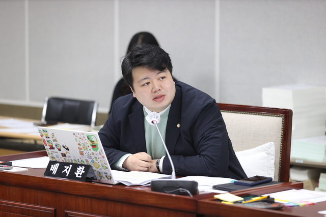 ▲수원특례시의회 배지환 의원이 아동안전 강화 대책 마련을 요구하고 있다. (수원특례시의회)